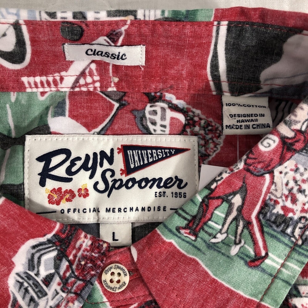 Reyn Spooner Shirt Men's Large Red UGA Georgia Bulldogs Aloha Print Buttoned NWT